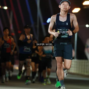 Runner Photo 6194330
