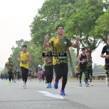 Runner Photo 6194332