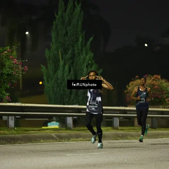 Runner Photo 6194343