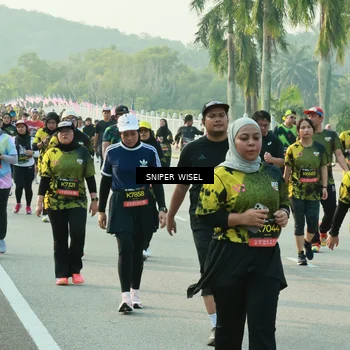 Runner Photo 6194362