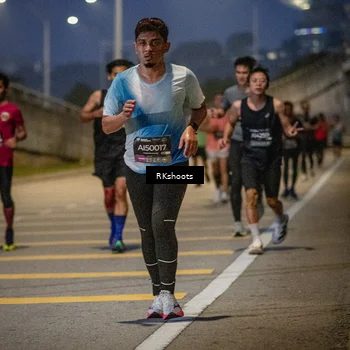 Runner Photo 6194363