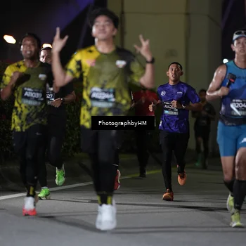 Runner Photo 6194374
