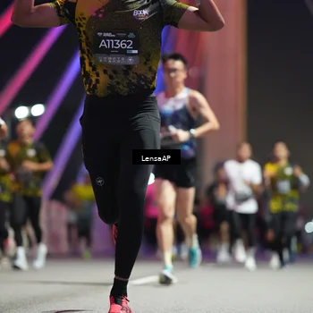 Runner Photo 6194401