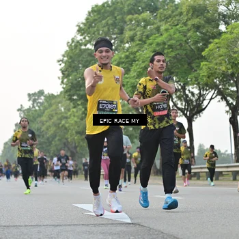 Runner Photo 6194413