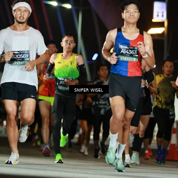 Runner Photo 6194435