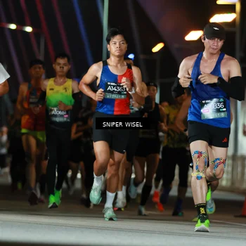Runner Photo 6194436