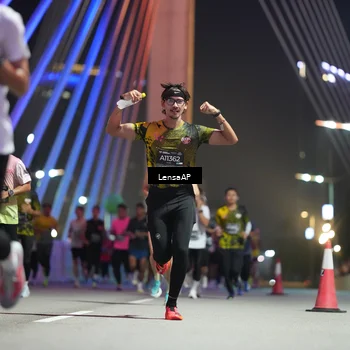 Runner Photo 6194441