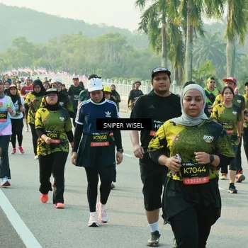 Runner Photo 6194454