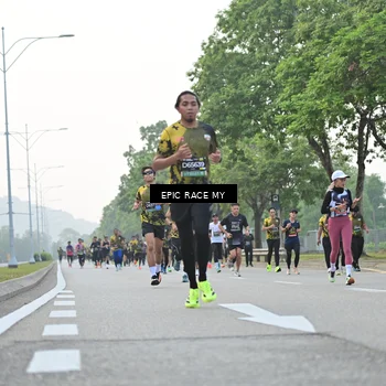 Runner Photo 6194473