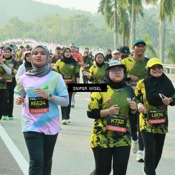 Runner Photo 6194479
