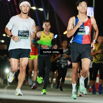 Runner Photo 6194490