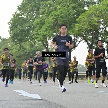 Runner Photo 6194492