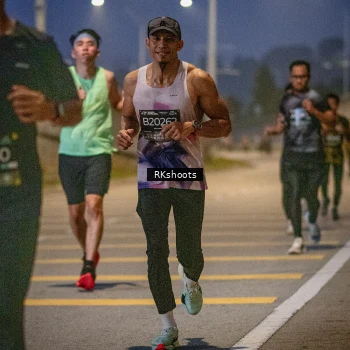 Runner Photo 6194499