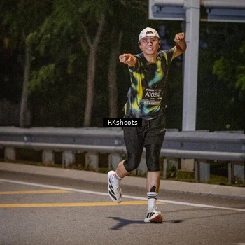 Runner Photo 6194508