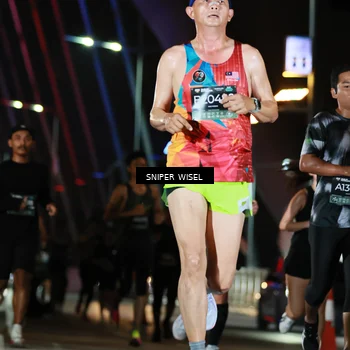 Runner Photo 6194511