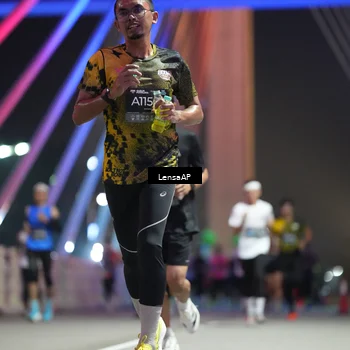 Runner Photo 6194526