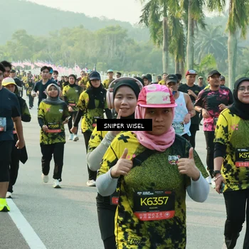 Runner Photo 6194543