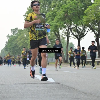 Runner Photo 6194568