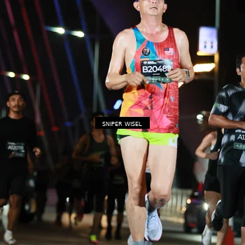 Runner Photo 6194572