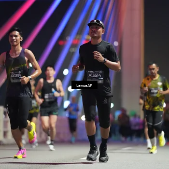 Runner Photo 6194580