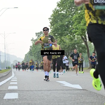 Runner Photo 6194590