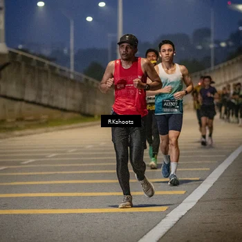 Runner Photo 6194591