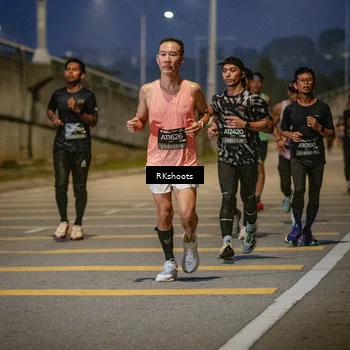 Runner Photo 6194592
