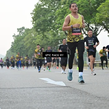 Runner Photo 6194598
