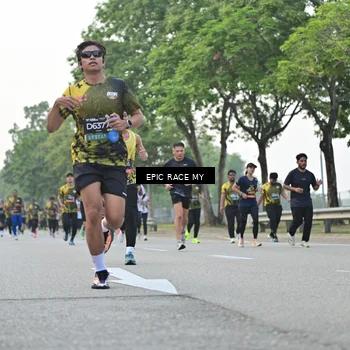 Runner Photo 6194601