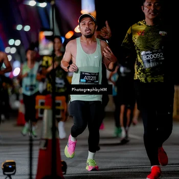 Runner Photo 6194603