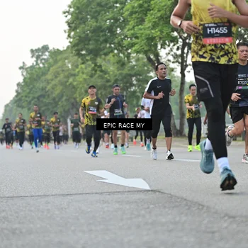 Runner Photo 6194623