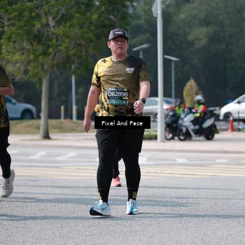 Runner Photo 6194627