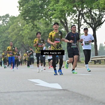 Runner Photo 6194671