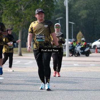 Runner Photo 6194672