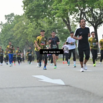 Runner Photo 6194689
