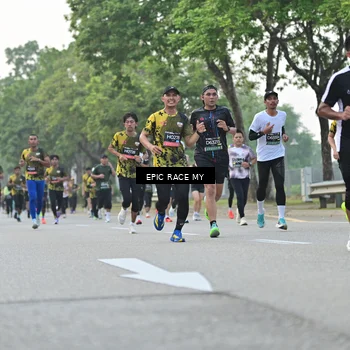 Runner Photo 6194707