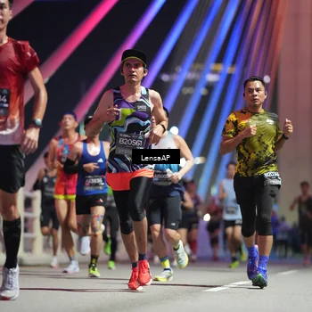 Runner Photo 6194711