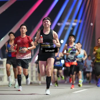 Runner Photo 6194748