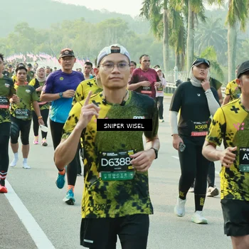 Runner Photo 6194761