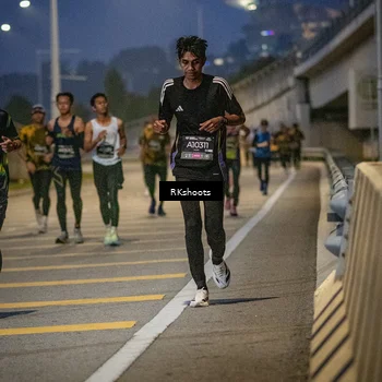 Runner Photo 6194763