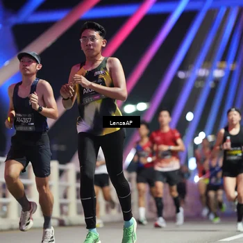 Runner Photo 6194766