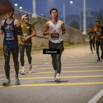 Runner Photo 6194790