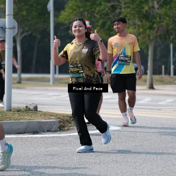 Runner Photo 6194813