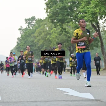 Runner Photo 6194836