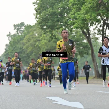 Runner Photo 6194871