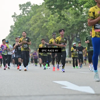 Runner Photo 6194875