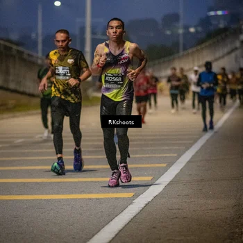 Runner Photo 6194887