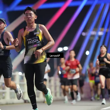Runner Photo 6194906