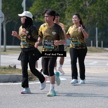 Runner Photo 6194915