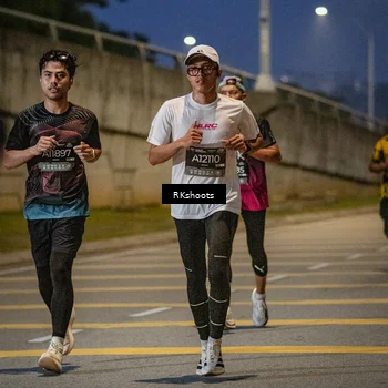 Runner Photo 6194923